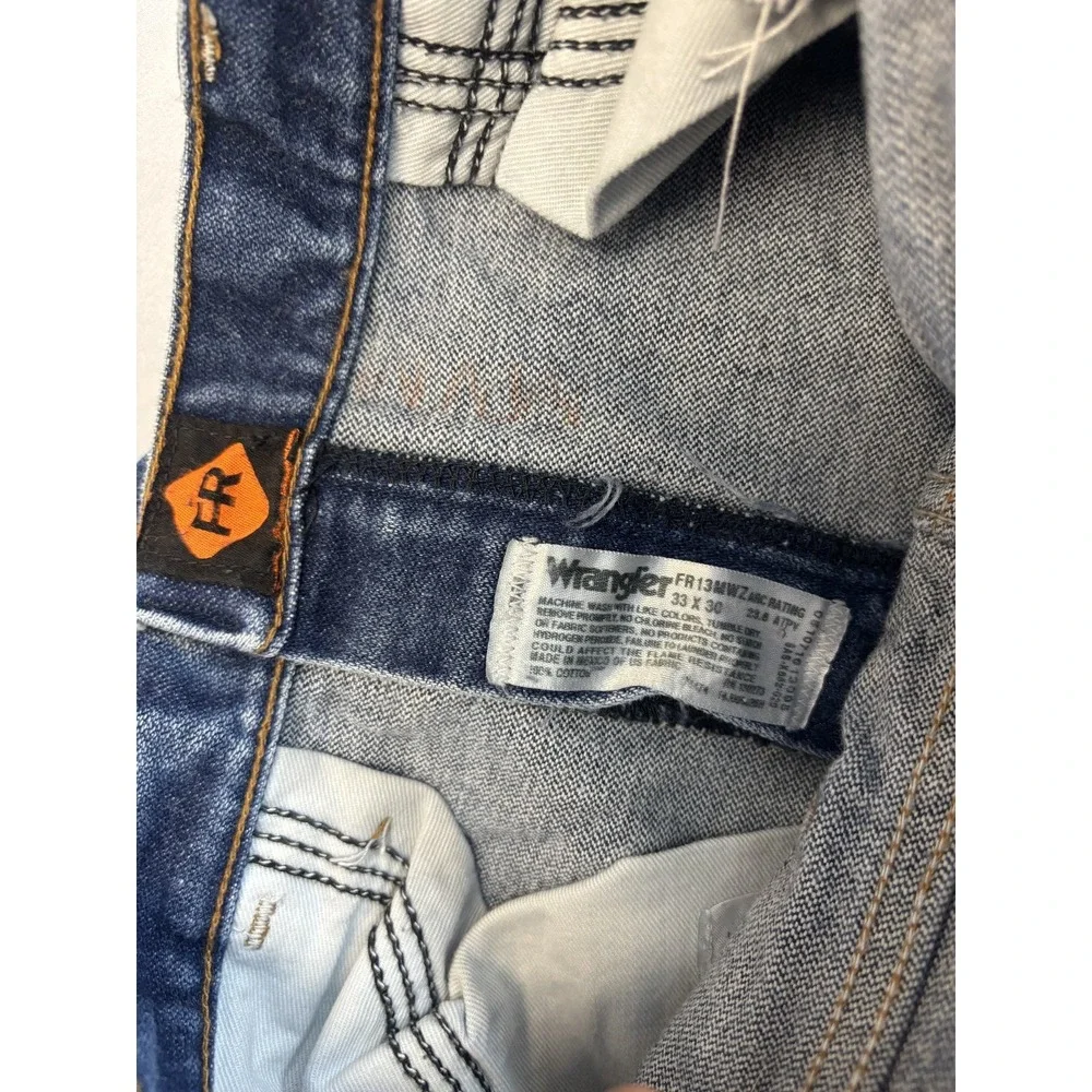 Wrangler FR13MWZ Mens Flame Resistant Work Jeans 33x30 Blue Cotton FR Denim